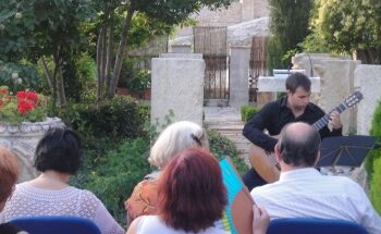 Se inicia el II Ciclo de «Música en el Aljibe» con la actuación de Francisco Díaz Carrillo