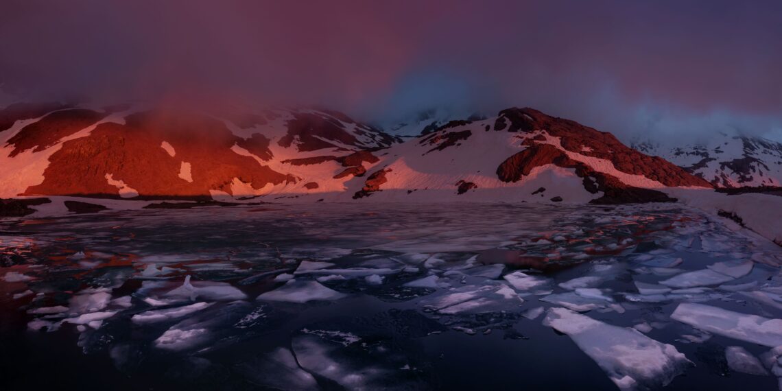 Imágenes de flora y paisajes nevadenses galardonados con el premio AguaGranada de Fotografía