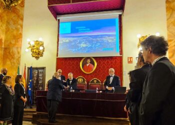 La Real Academia de Bellas Artes entrega su Medalla al Mérito a la Fundación AguaGranada