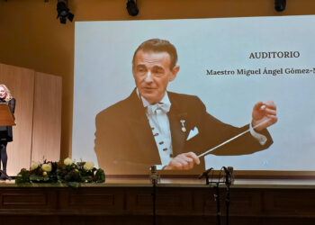 Gómez-Martínez tiene su ‘Auditorio’ en el Conservatorio Superior de Granada